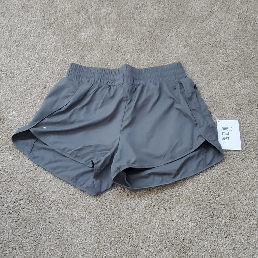 ACTA Highwaisted running shorts - Picture 2 of 8